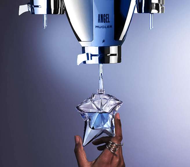 【ANTIGEL】新作TOP・ホームウエア★PARFUM DE KERALA Azha Men's Taj Al Oud EDP Spray 3.3 oz Fragrances